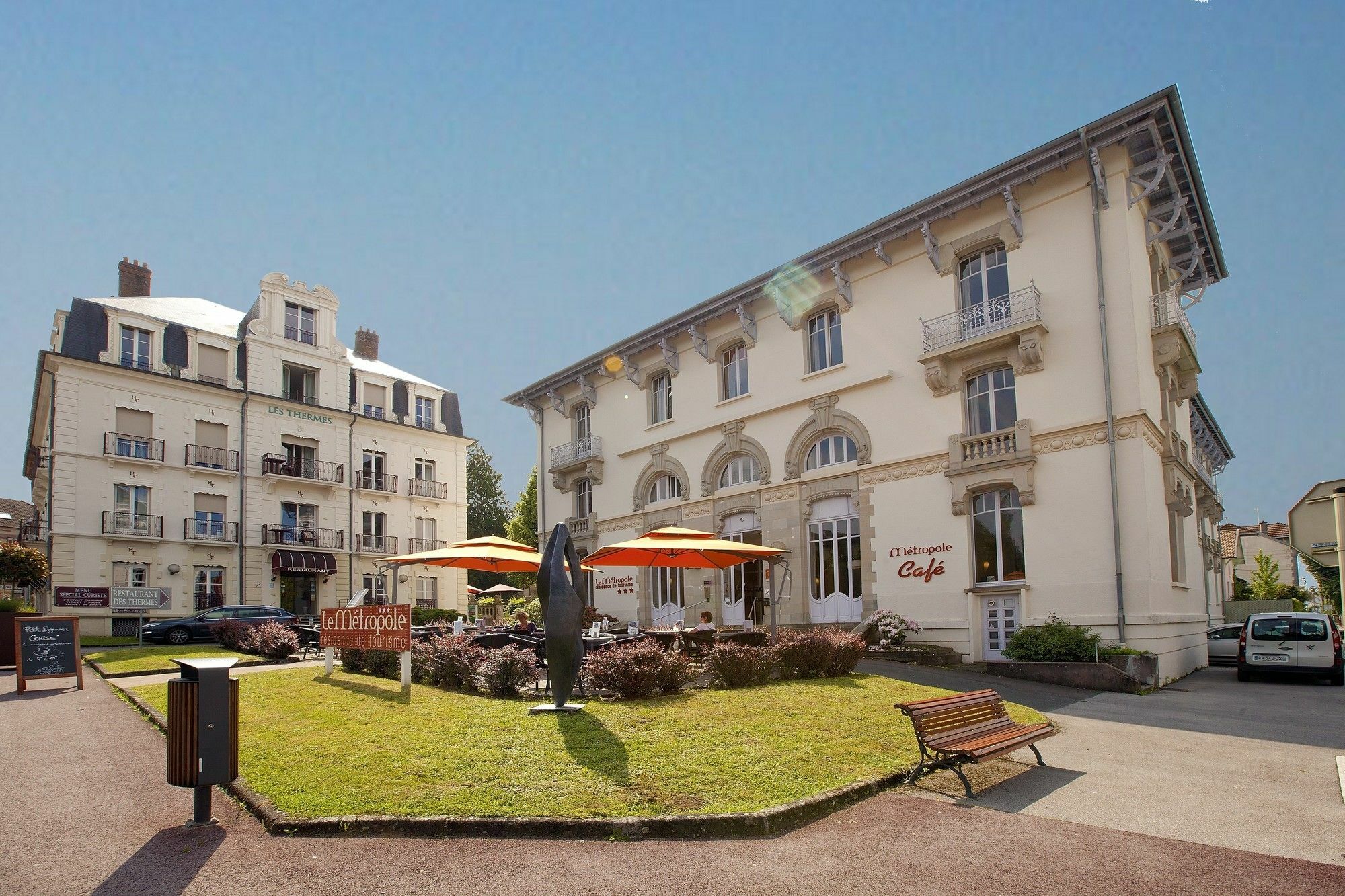 Hotels & Residences - Les Thermes Ликсей-ле-Бен Экстерьер фото